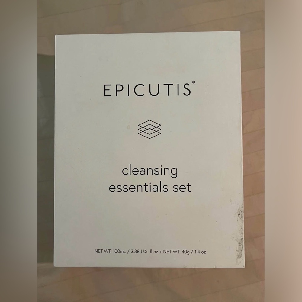 Epicutis Cleansing Essentials Set - White